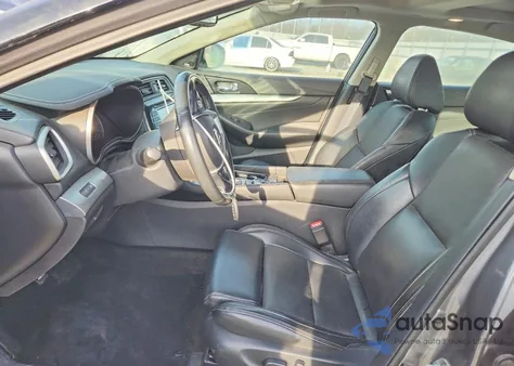 2018 Nissan Maxima 3.5S z USA, uszkodzony, nr VIN 1N4AA6AP4JC387996